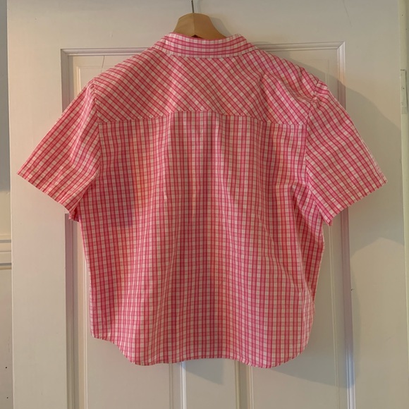 Aritzia Sunday Best cropped shortsleeve button down in pink plaid, size large. - Picture 4 of 4